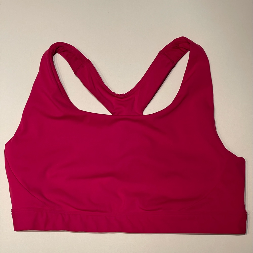 Athleta hot pink Ultimate sports bra D-DD
